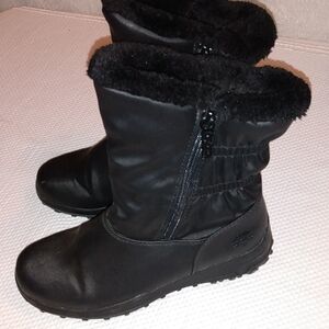 Totes Boots 6.5
